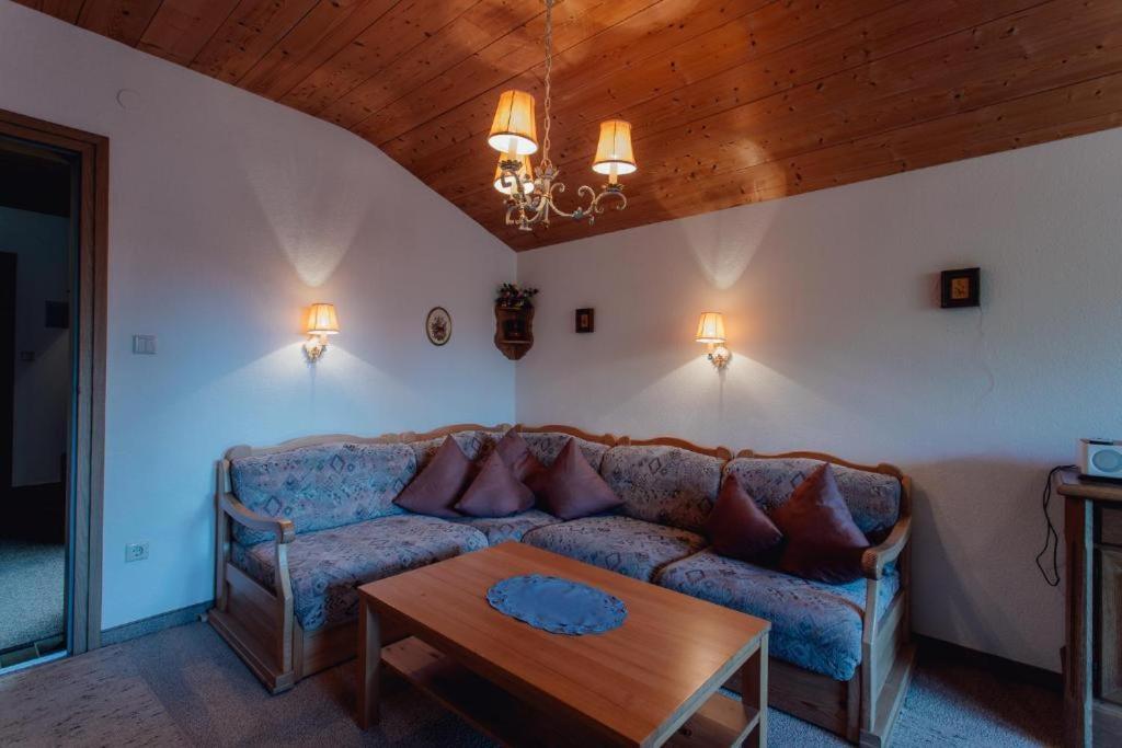 Haus Annelies 1 By Monicare * Seefeld in Tirol